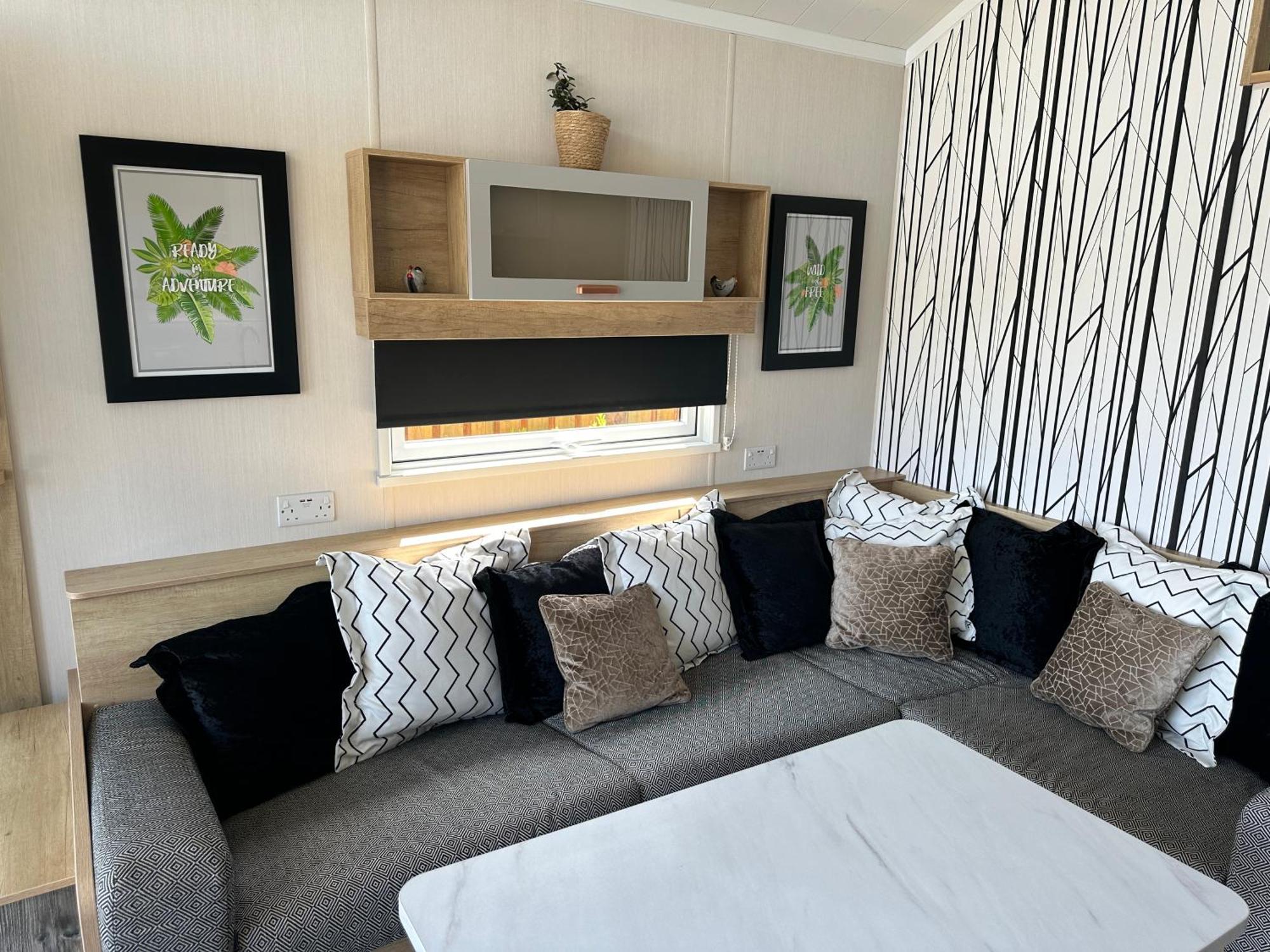 The Pods At Haulfryn Caravan Park Whitford المظهر الخارجي الصورة